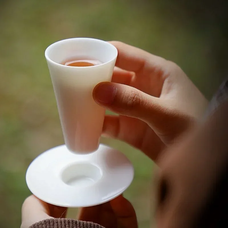 High-end Tea Ceremony Tea Art Small Mutton Fat Jade Porcelain New Single Cup Set of Master Teacups Scent Chinese Teaware Kitchen
