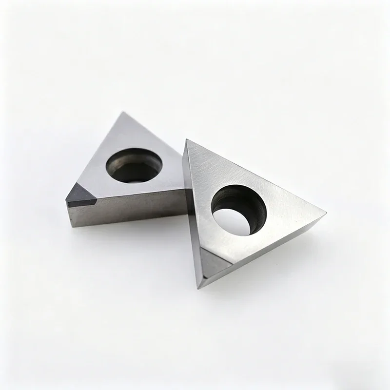 PCD CBN Diamant CNC-Einsätze TCGT zum Bearbeiten von Materialien wie Aluminium, Kupfer, Gusseisen und gehärteten Teilen