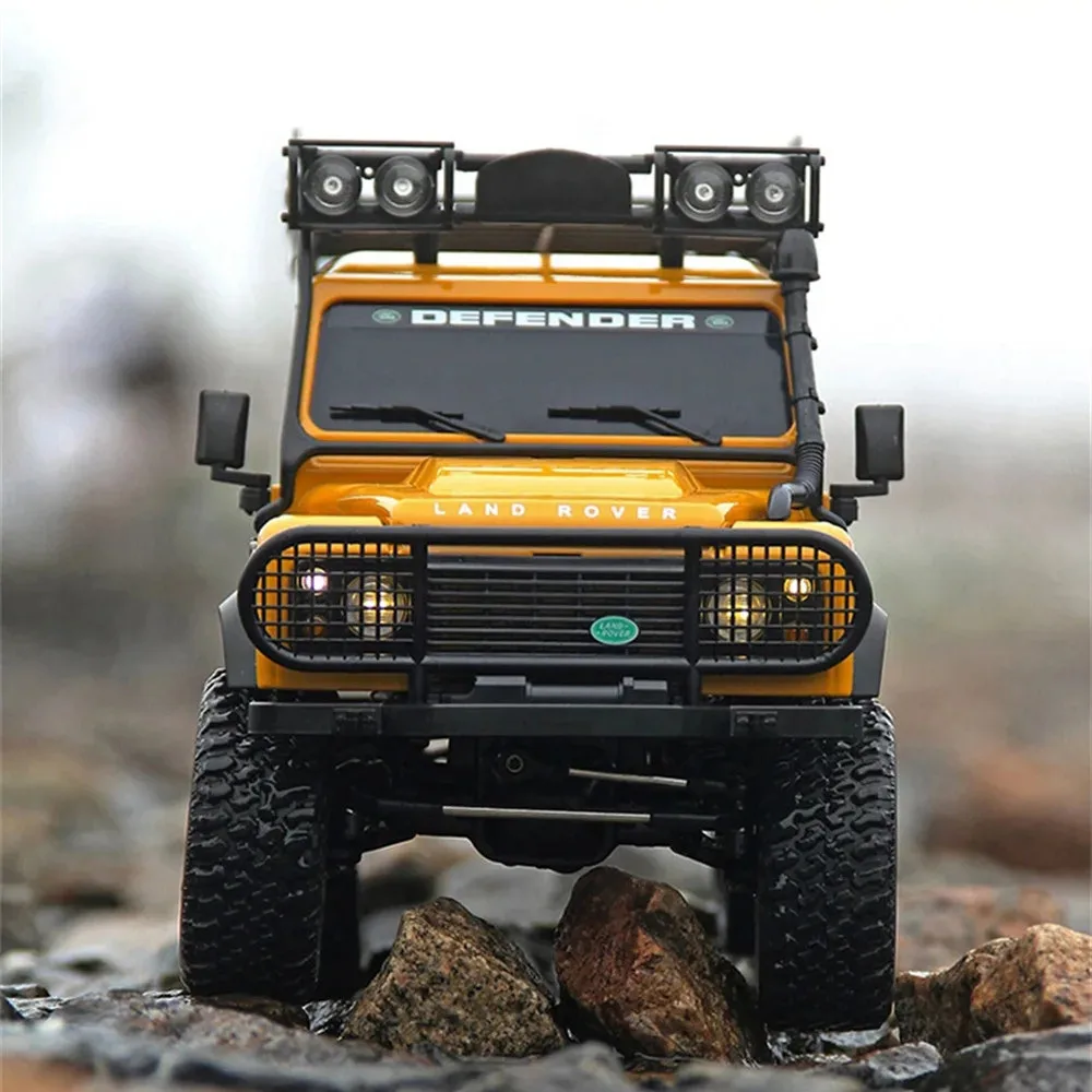 Professinal 1/18 Remote Control Climbing Truck 4WD LED Lighting Off-Road Adjust Shock Absorption Rock Crawler Hobby RC Car Truck 2