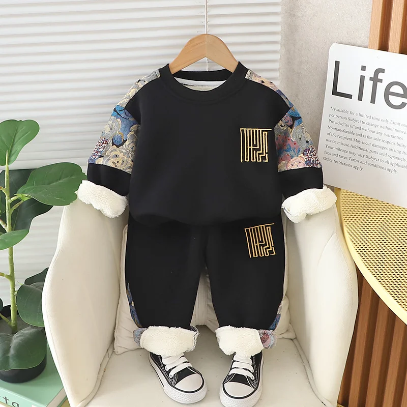 Description Picture 5 of itemWinter Padded Thickened Sets Boys Plus Velvet Sweater Pants Two-Piece Children's Warm Cartoon Suit Infant Casual Sports Outfit