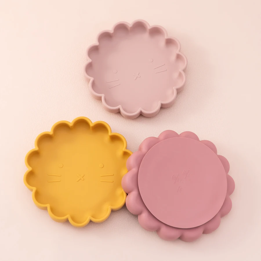 Silicone Baby Dishes Cartoon Lion Shape Baby Plate BPA Free Tableware Feeding Training Stuff 1PC
