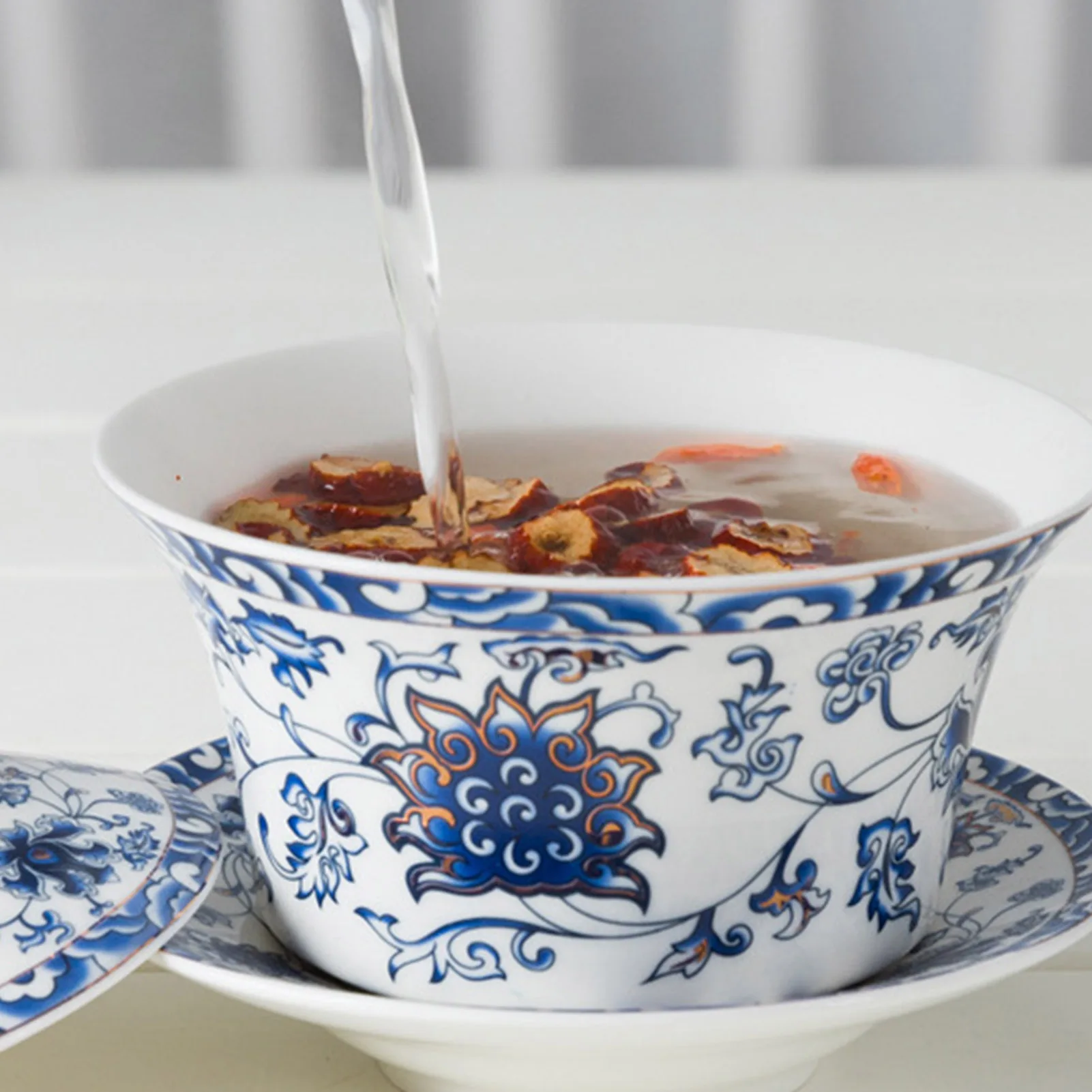Chinese Porcelain Tea Cup Gorgeous Flower Pattern 200ml Cup Saucer Lid Tea Set for Adults Lover Women Men