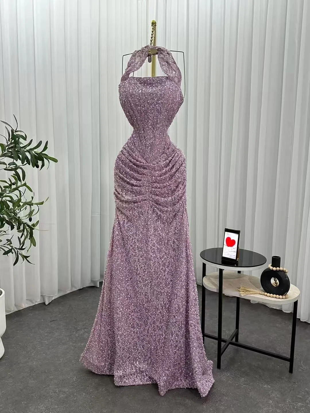 Clara Design Fashion Luxury Sexy Pearls Beading With Trailing Stunning  Mermaid Dress Mint Green Charming Halter Evening Dress - AliExpress 320