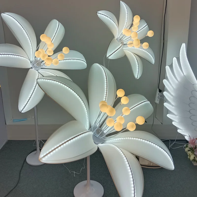 TEMAR Modern White Lily Wedding Lamp LED Light para o Partido Stage Road Chumbo Pouco Fresh Flower Background Decoração