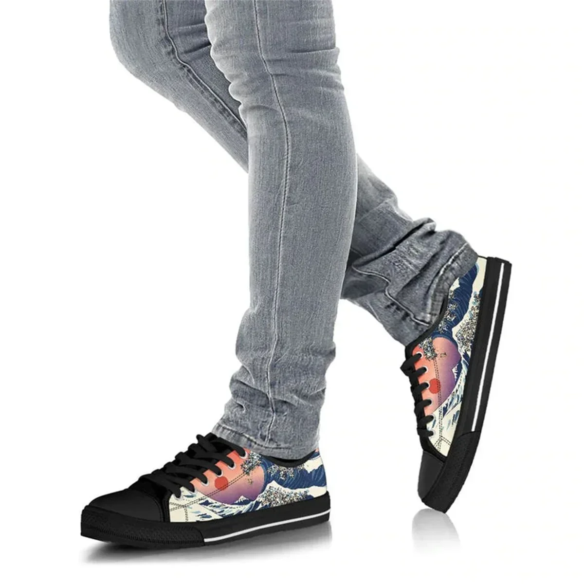 Chaussure Femme Black Canvas Shoes For Women Great Wave Sun Bulldog Prints Classic Flat Shoes Light Sneakers Big Size 46