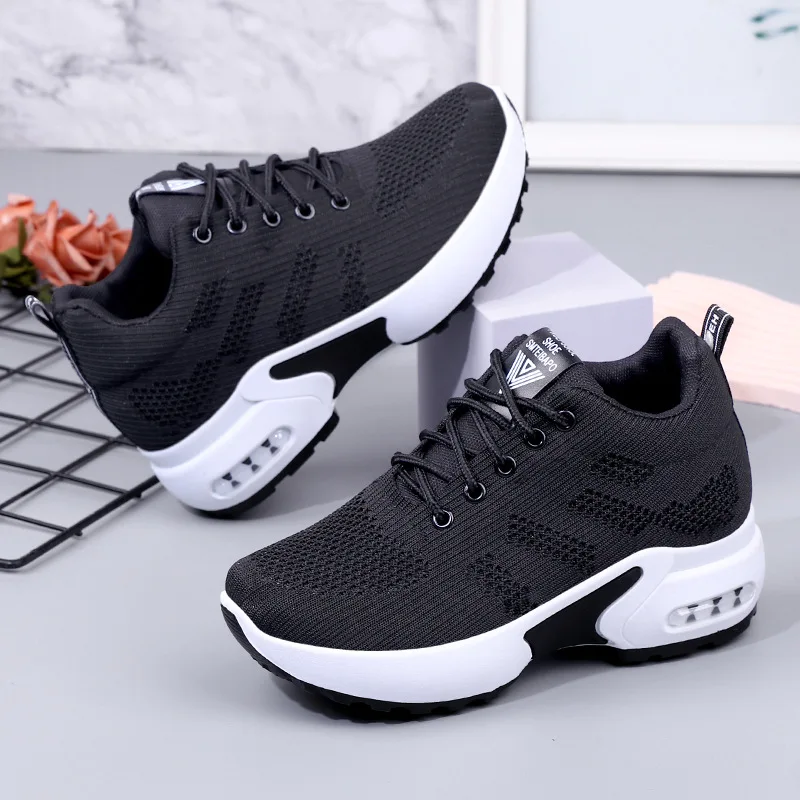 

2024 Women Mesh Breathable Casual Sneakers Women Spring Platform Heels Wedges Height Increasing Knitted Ladies Vulcanized Shoes