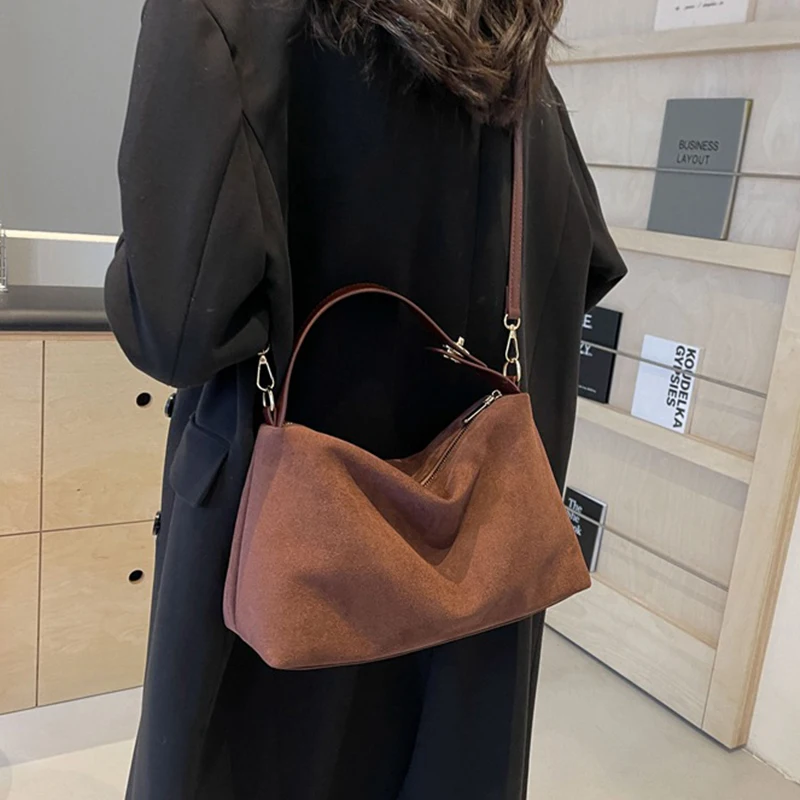 Vintage Chamois Leather Women's Shoulder Bag Fashion Large Capacity Crossbody Bag Soft Handbag For Women Shopping