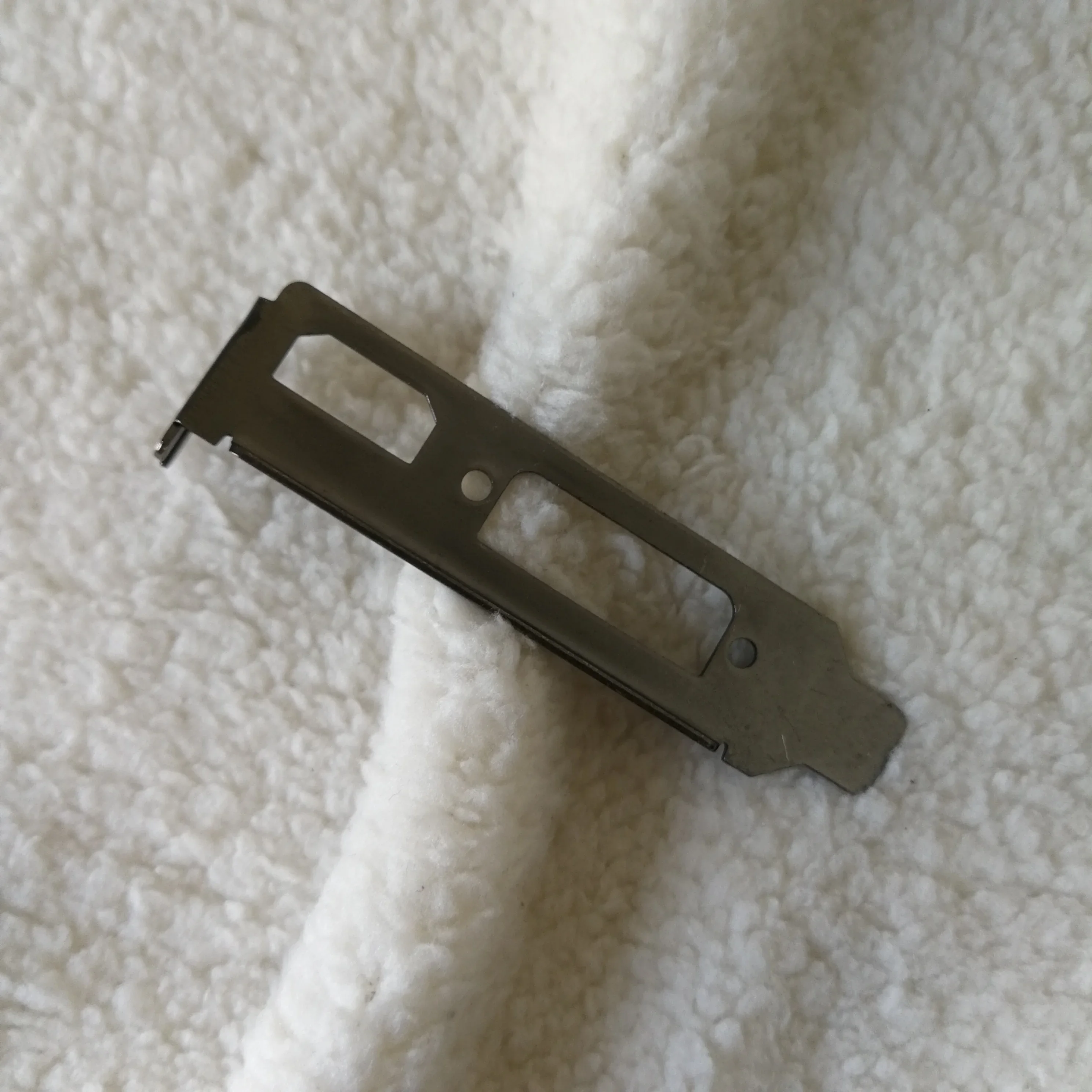 Узлодержатель, низкопрофильный кронштейн PCI-E