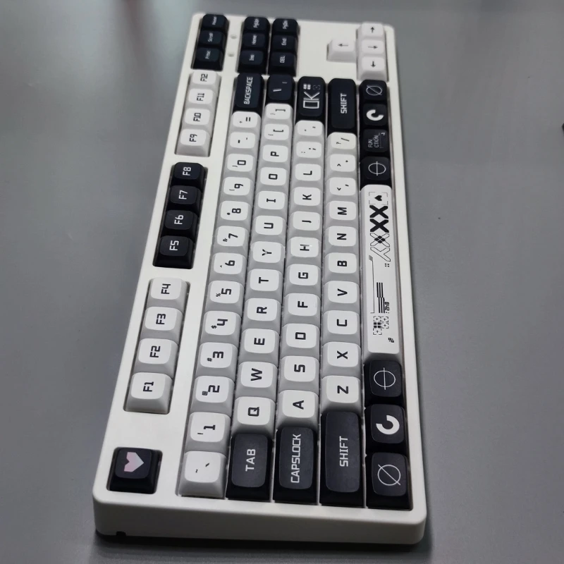 

Dropship Black＆White Keycap PBT Dye Sublimation XDA Mechanical Keyboard 118 Key