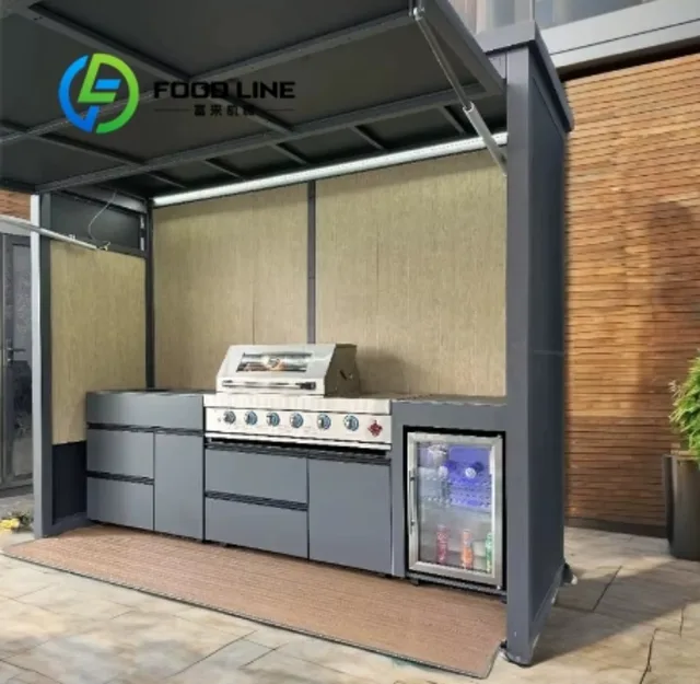 ชุดครัวกลางแจ้งแบบกำหนดเองได้ ทนทานต่อสภาพอากาศ พร้อมเตาบาร์บีคิว ตู้สแตนเลส และอะลูมิเนียมหรูหราสำหรับลานบ้าน 1