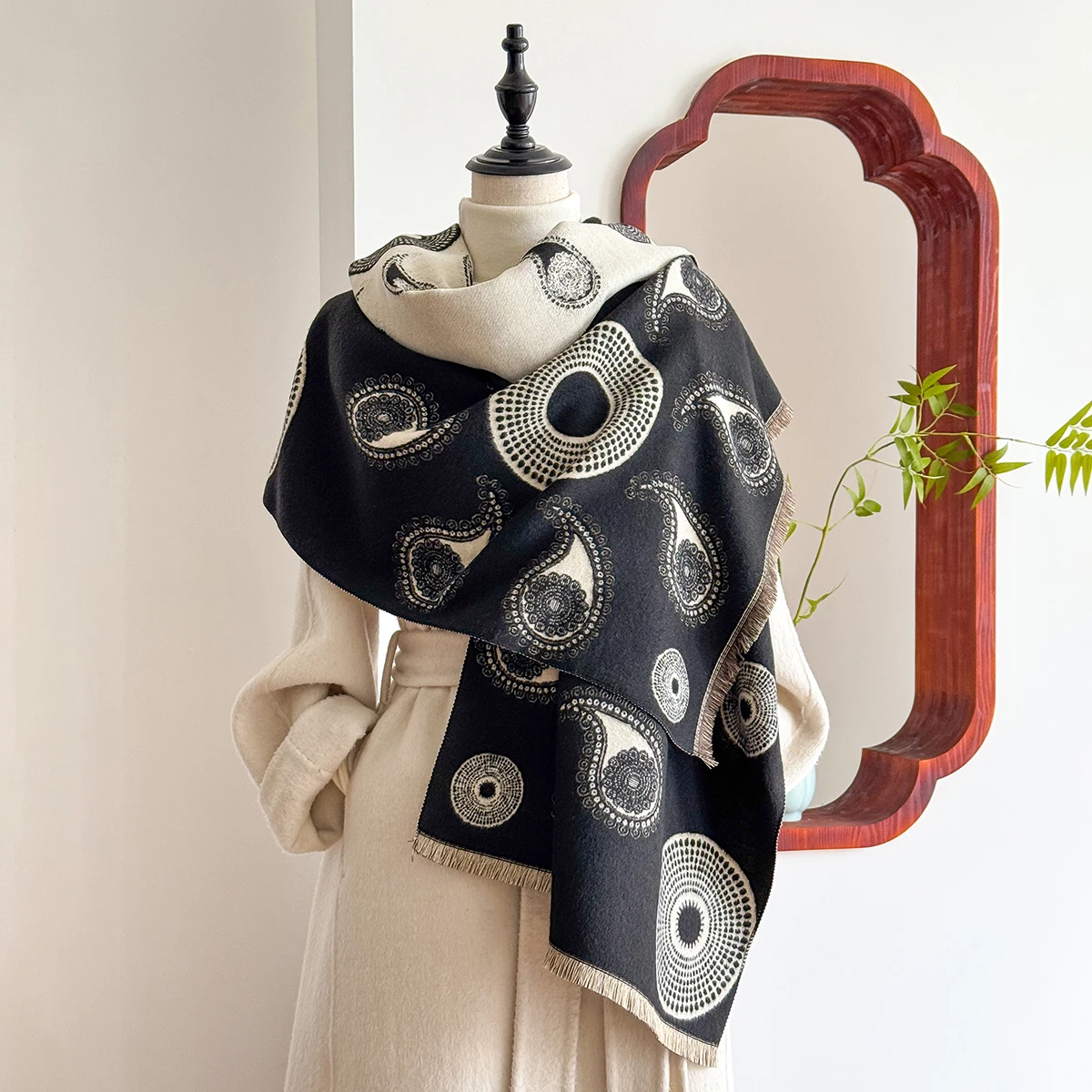 2025 Luxury Brand Women's Cashmere Scarf - Winter Warm Tasseled Striped Printed Pashmina Shawl, Foulard & Poncho