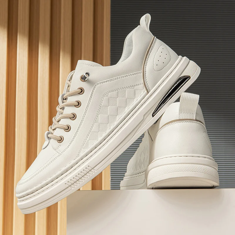 Stylish Mens Sneakers New Casual Shoes For Men Lightweight Mens Skateboard Shoes Fashion Male Leather School Shoes Leisure Walk