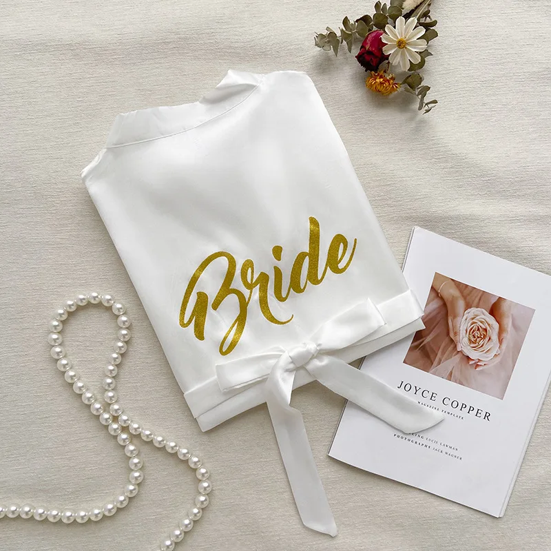 

Team Bride To Be Satin Robes Hen Bachelorette Party SuppliesMaid of Honor Bride Bathrobe Bridesmaid Gift Wedding Decoration