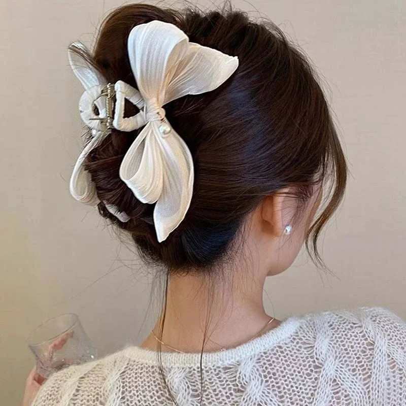 

Elegant White Bowknot Hair Claws for Women 2024 Korean Simple Large Size Pearl Mesh Shark Hairpin Hair Claw Hair Accessories