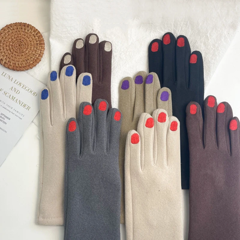 Elegant Women's Vintage Winter Full Finger Touchscreen Gloves