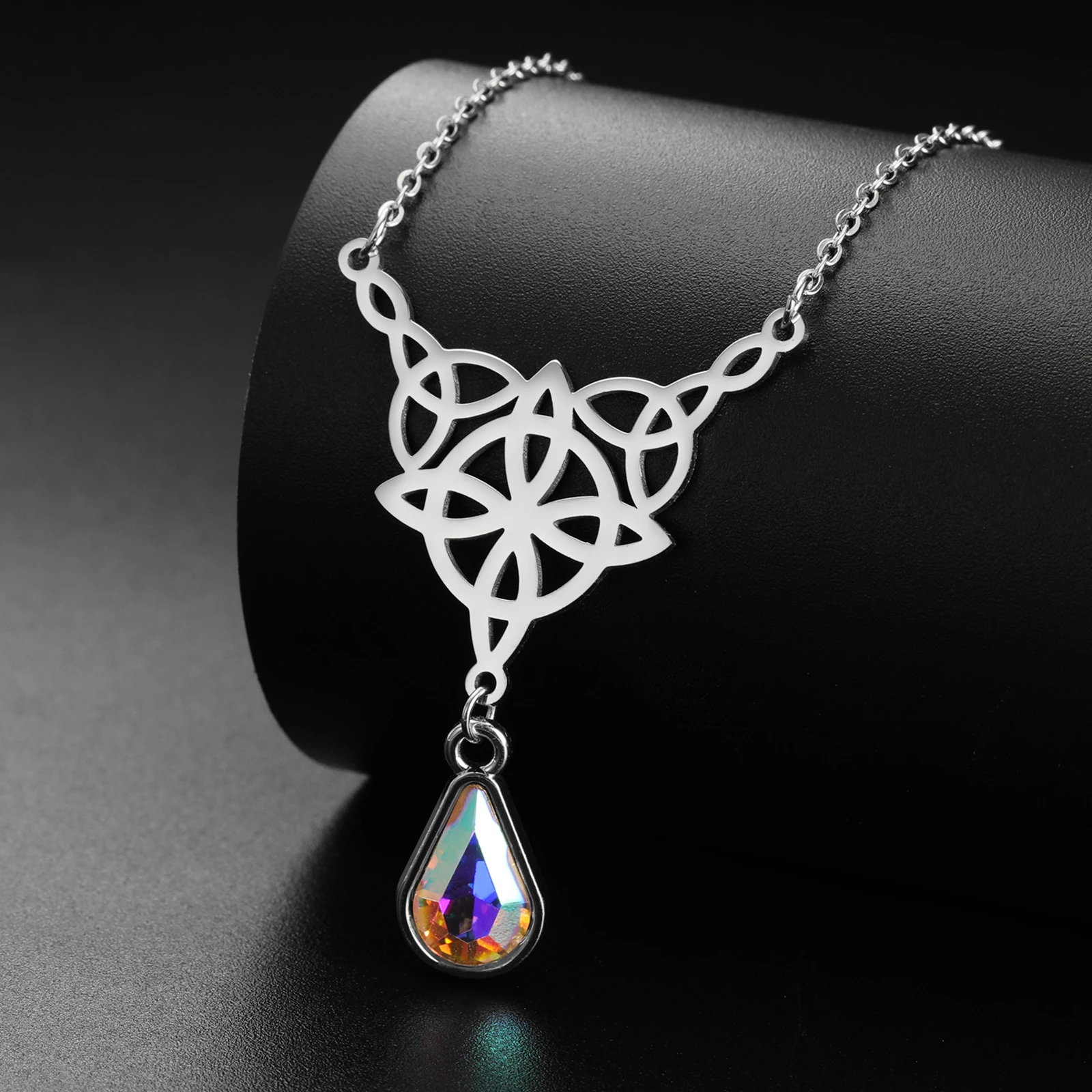 Collana con nodo strega Stregoneria Ciondolo con ciondolo nodo celtico