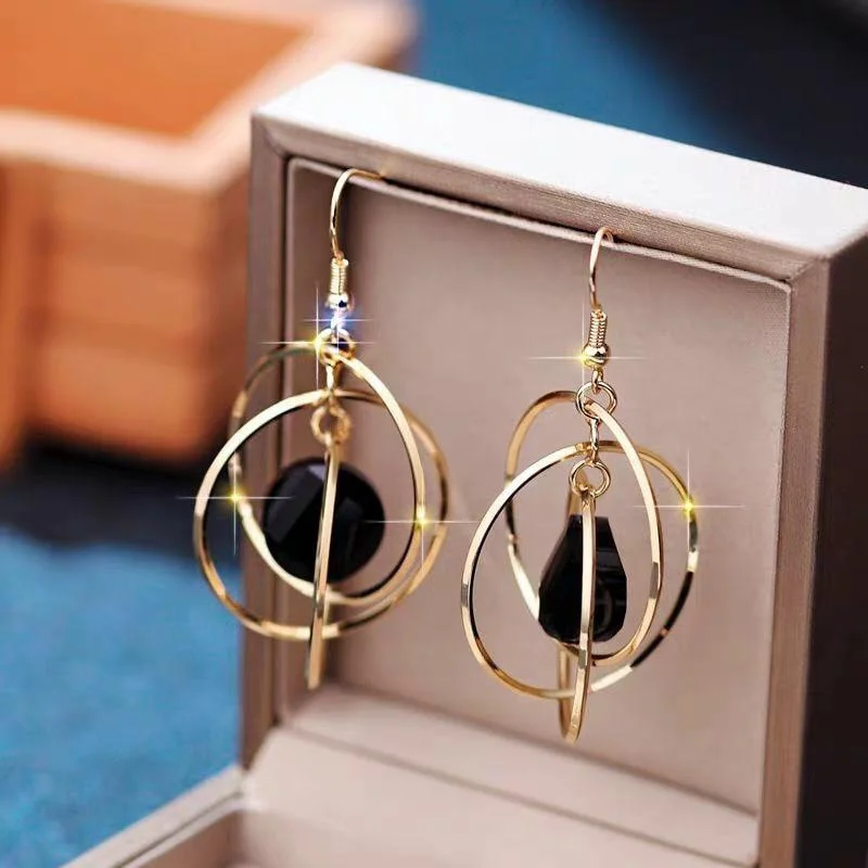 Lorie Halterneck Top in Cupro Havermelk met Metalen Ring