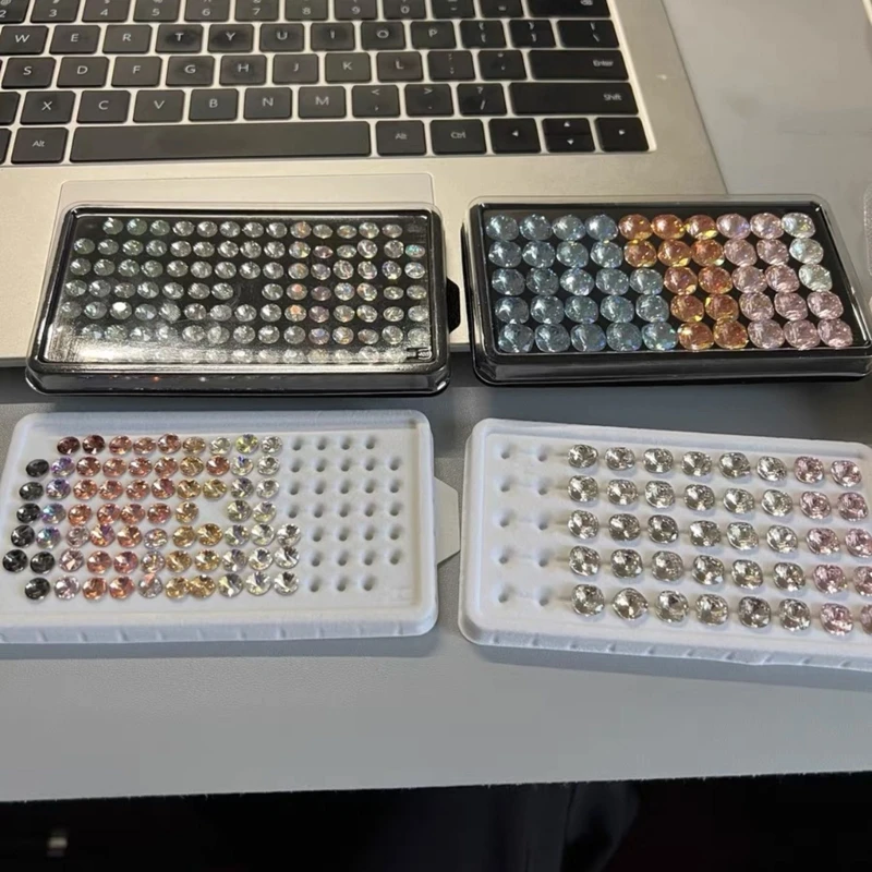 

Practical Jewelry Display Case 50 Girds Storage Box Clear Diamond Display Tray