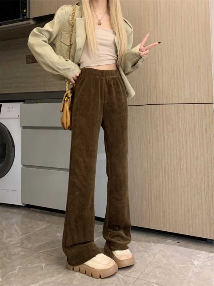 Рисунок 6 - Винтажные зимние вельветовые брюки QWEEK