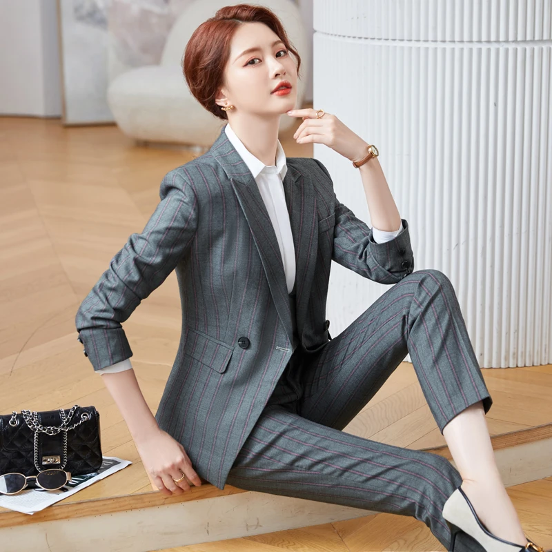 Рисунок 4 - 2023 модная Профессиональная женская одежда