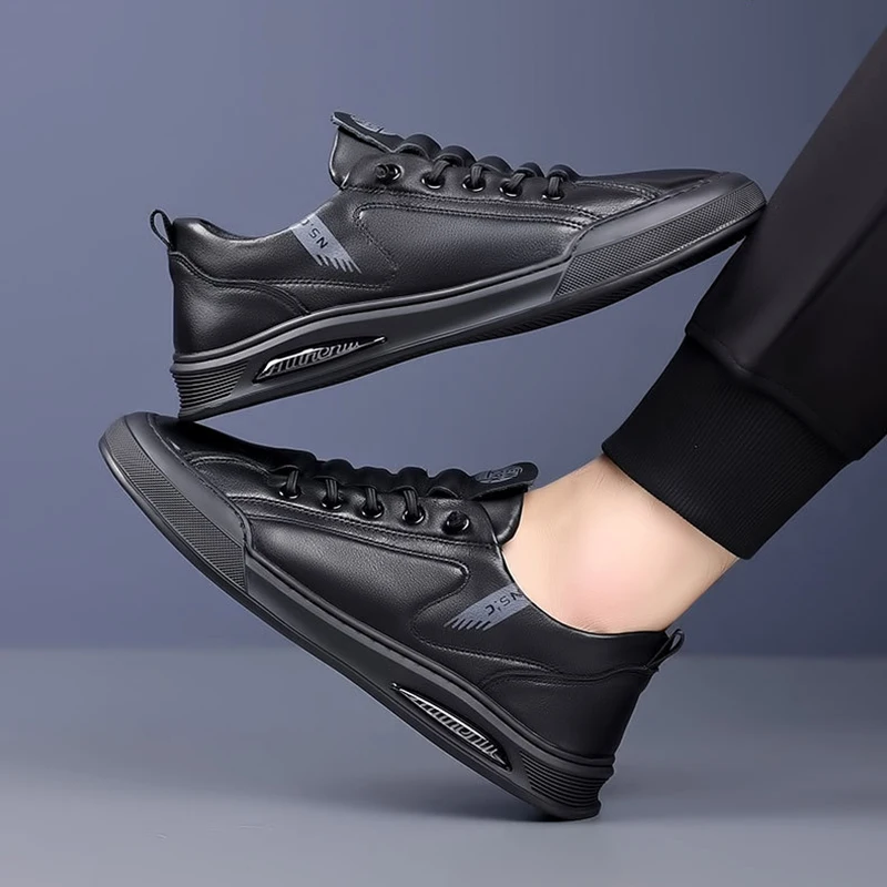 Men's Fashionable Breathable Casual Shoes Spring New Soft Leather Genuine Leather All-match Trendy Shoes Black Men's Sneakers