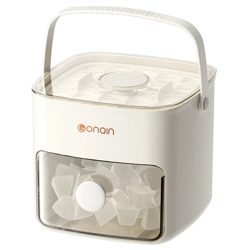 Handheld ice cube mold with silicone for easy demolding of ice cubes when pressed