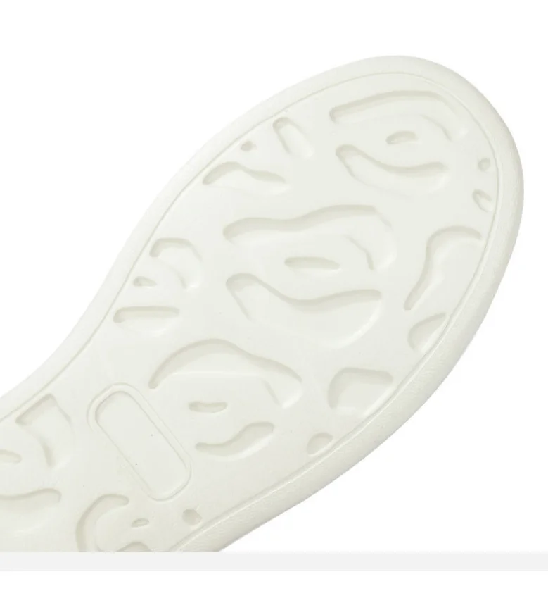 All black 45 breathable large size fly woven lazy foot men's sports and leisure shoes_voghion.com