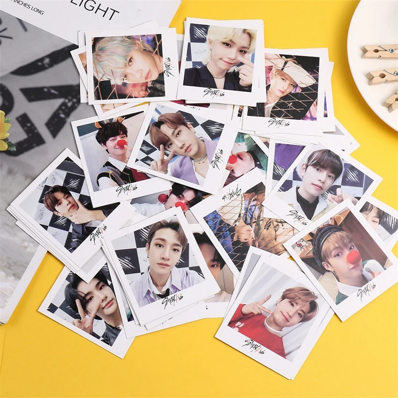 

40Pcs/Set KPOP Stray Kids LOMO Cards Photocards Bang Chan Felix SOOBIN YEONJUN Postcards For Fans Collection T38