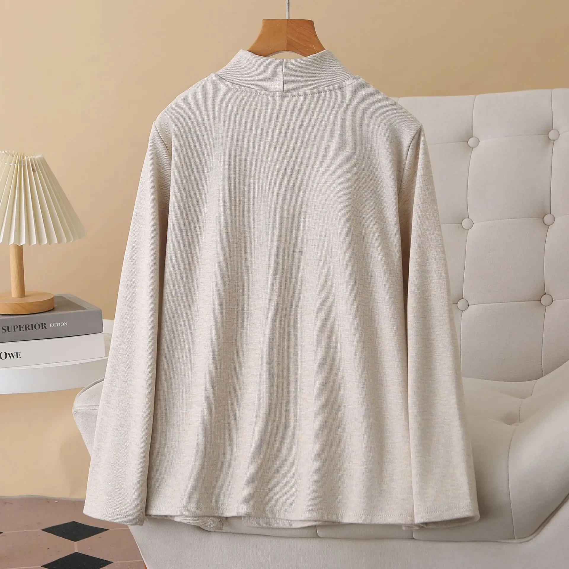 XXXXL Fashion Plus Size Woman Clothing T-Shirt Winter New Design With Button Slit Fleece Warm Long Sleeved Base Inside Tops 2555