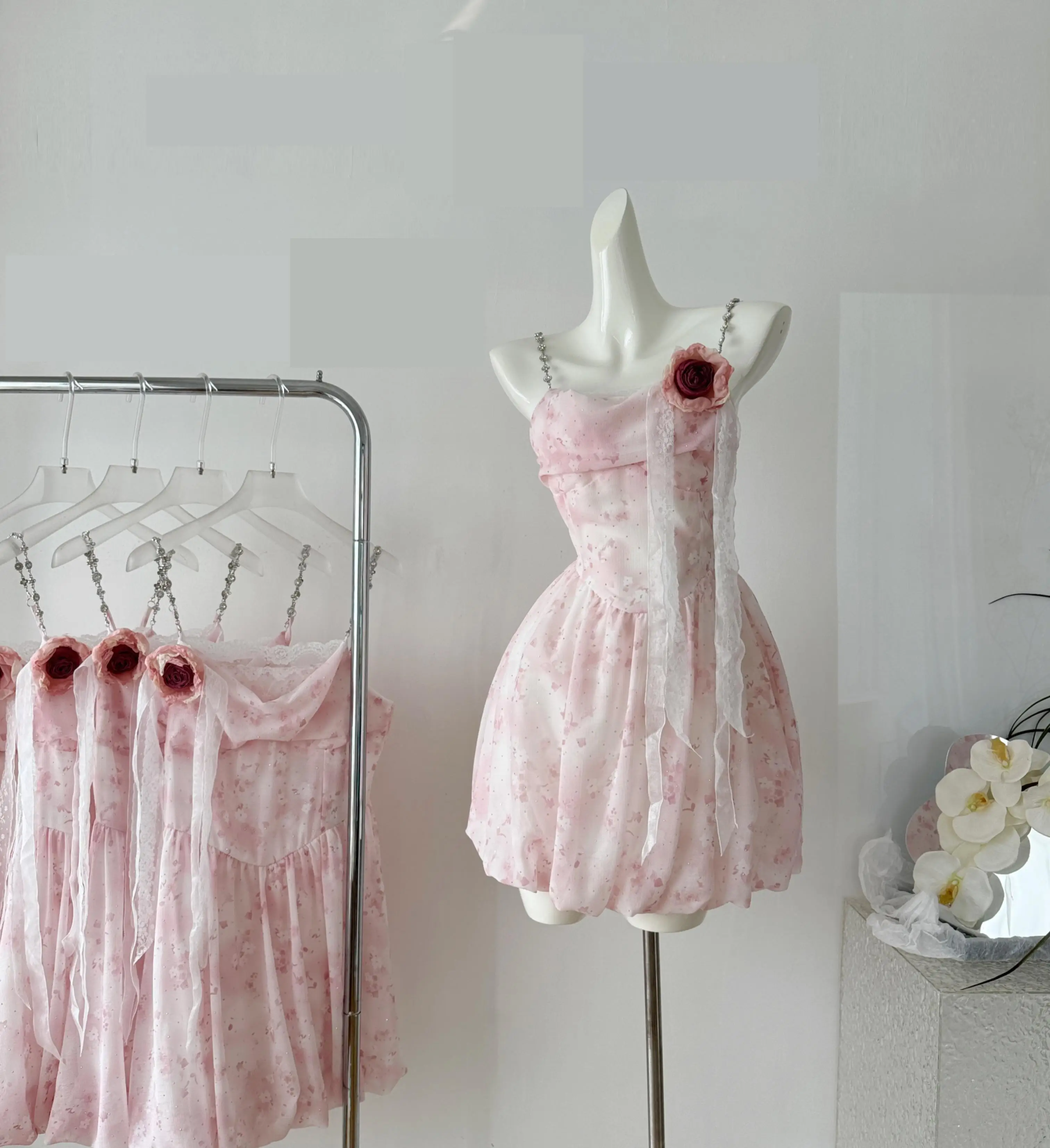 

Women's Elegant Diamonds Strap Pink Floral Mini Dress Lady Summer Sleeveless Holiday Party Slim Short Dress