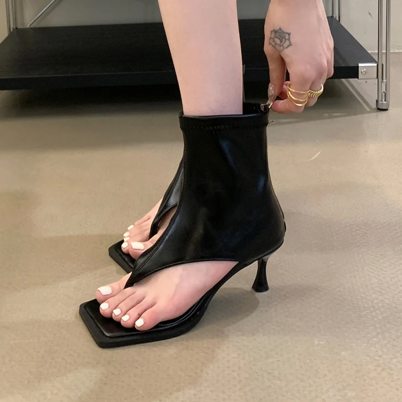 

Black Thong High Heels Sexy Open Toe Summer Ankle Boots Low Heeled Sandals Punk Square Toe Woman Shoes Sandalis De Mujer