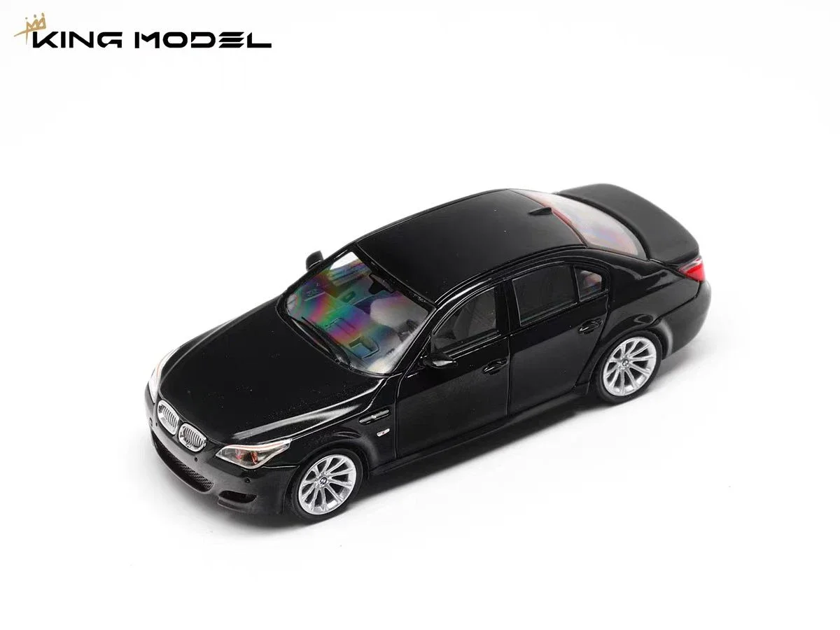 KING MODEL 1: 64 M5 E60 Sedan Crockpot Alloy Car Model Collection