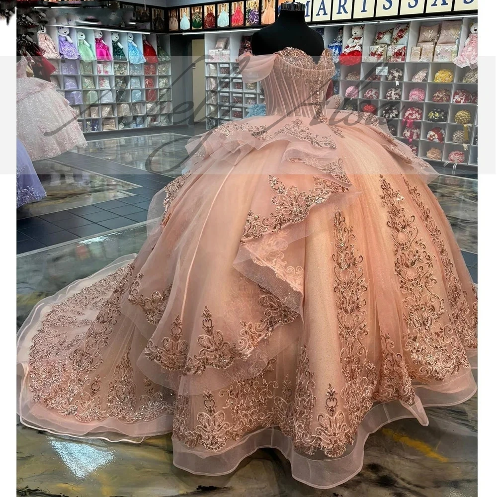 Mexican 15 Year Gold Girl Quinceanera Dresses Off Shoulder Lace Applique Big Puffy Skirt Prom Birthday Party Dress 16