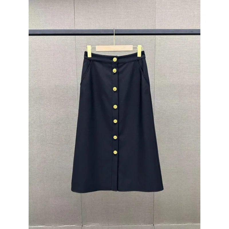 

2023 Autumn New Women's Black Skirt Fashion Metal Button Elegant Commuting High Quality Mid Length Skirt