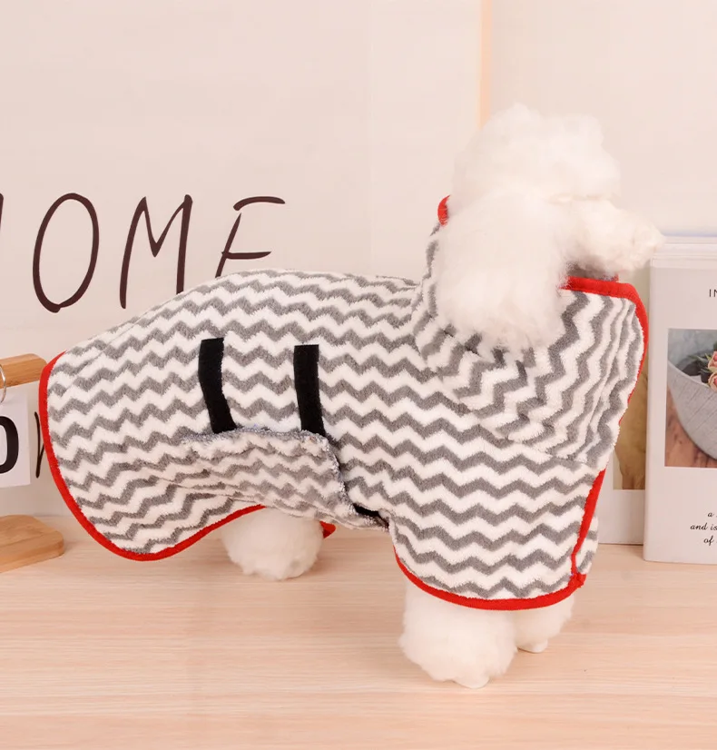 Pet blanket thickened bath towel Absorbent pet bathrobe Quick-drying microfiber pet towel