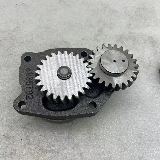 

Excavator spare part oil pump 4939585 for engine 4BTA3.9