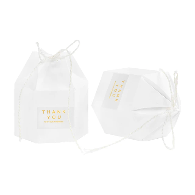 10pcs Hexagon Shape Creative Kraft Paper Candy Boxes Wedding Favors Gift Packaging Box For Birthday Party Baby Shower Decor White with Sticker A