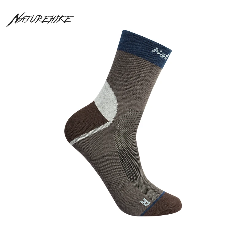 Naturehike Quick Drying Sports Socks Camping Climbing Stockings Hiking Travel Thickened Thermal Socks Hygroscopic Perspiration