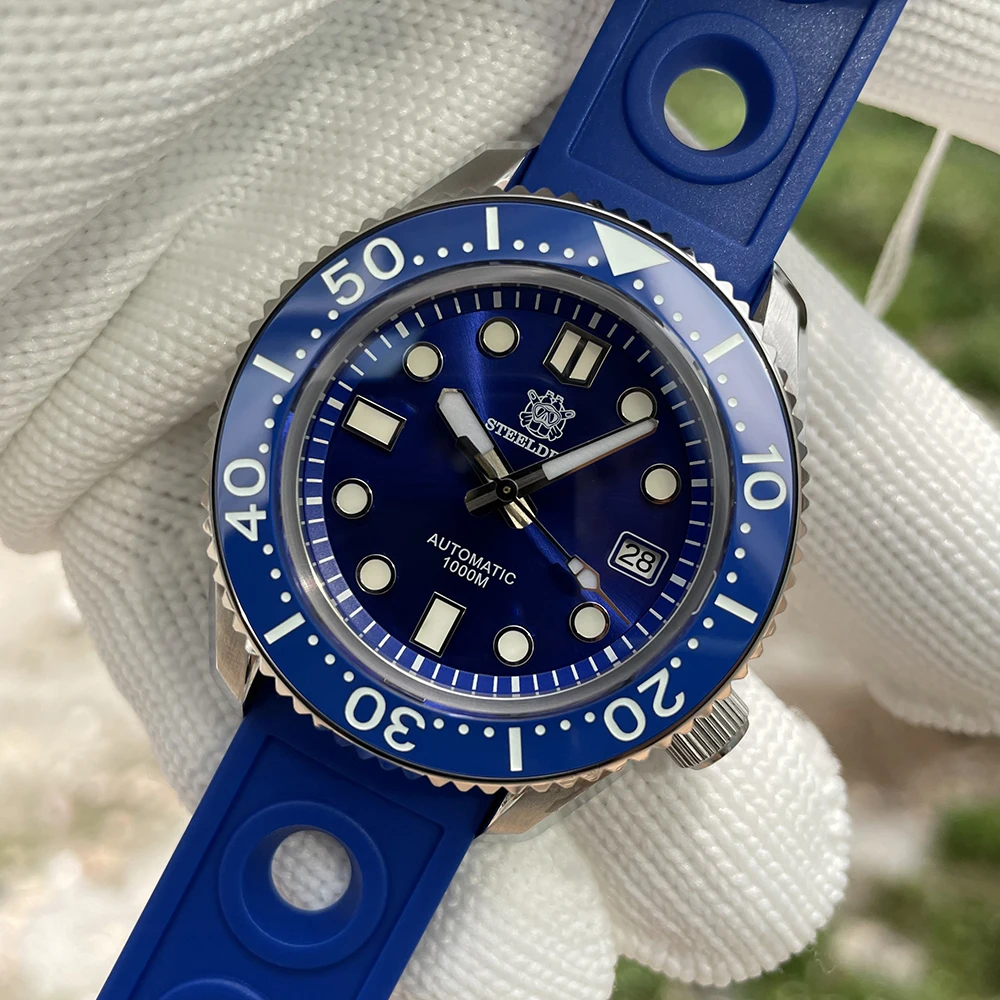 

Dive Watch For Men STEELDIVE SD1968 NH35 Automatic Movement Ceramic Bezel 100Bar 1000M Waterproof 316L One-piece Case Wristwatch