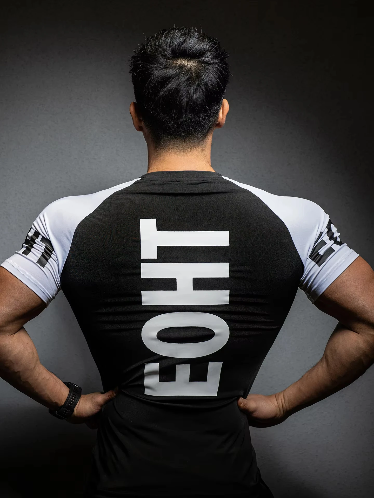 Summer Gym T shirt Men Body Building Fitness quick-dry short