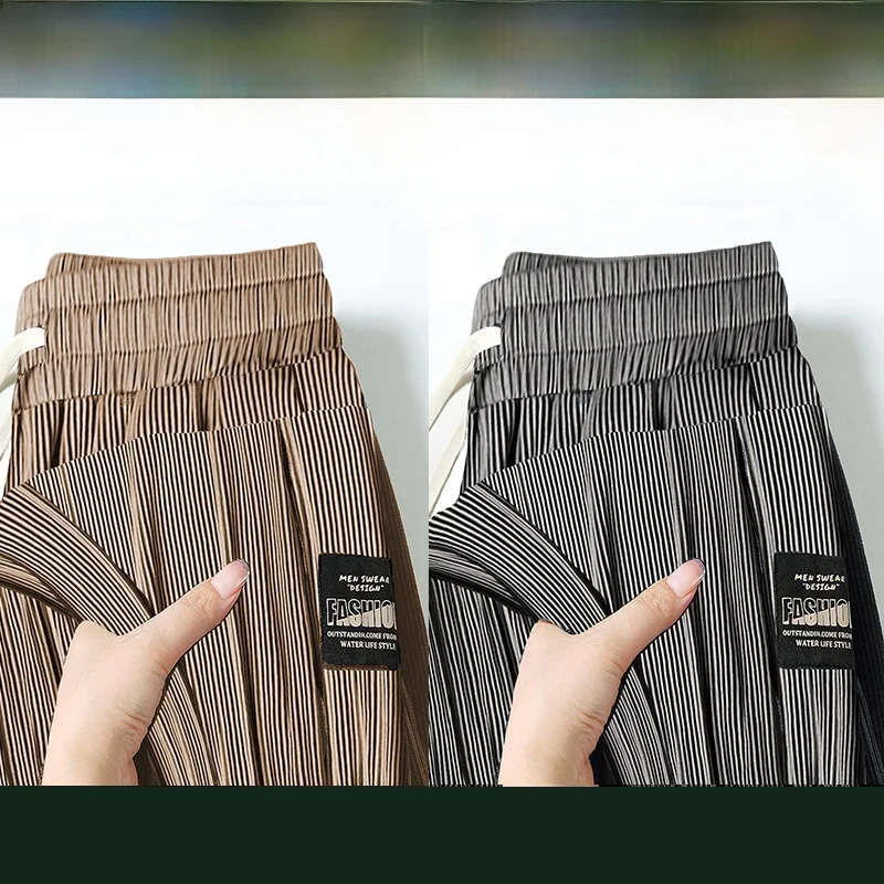 Dark gray + brown [2 strips]