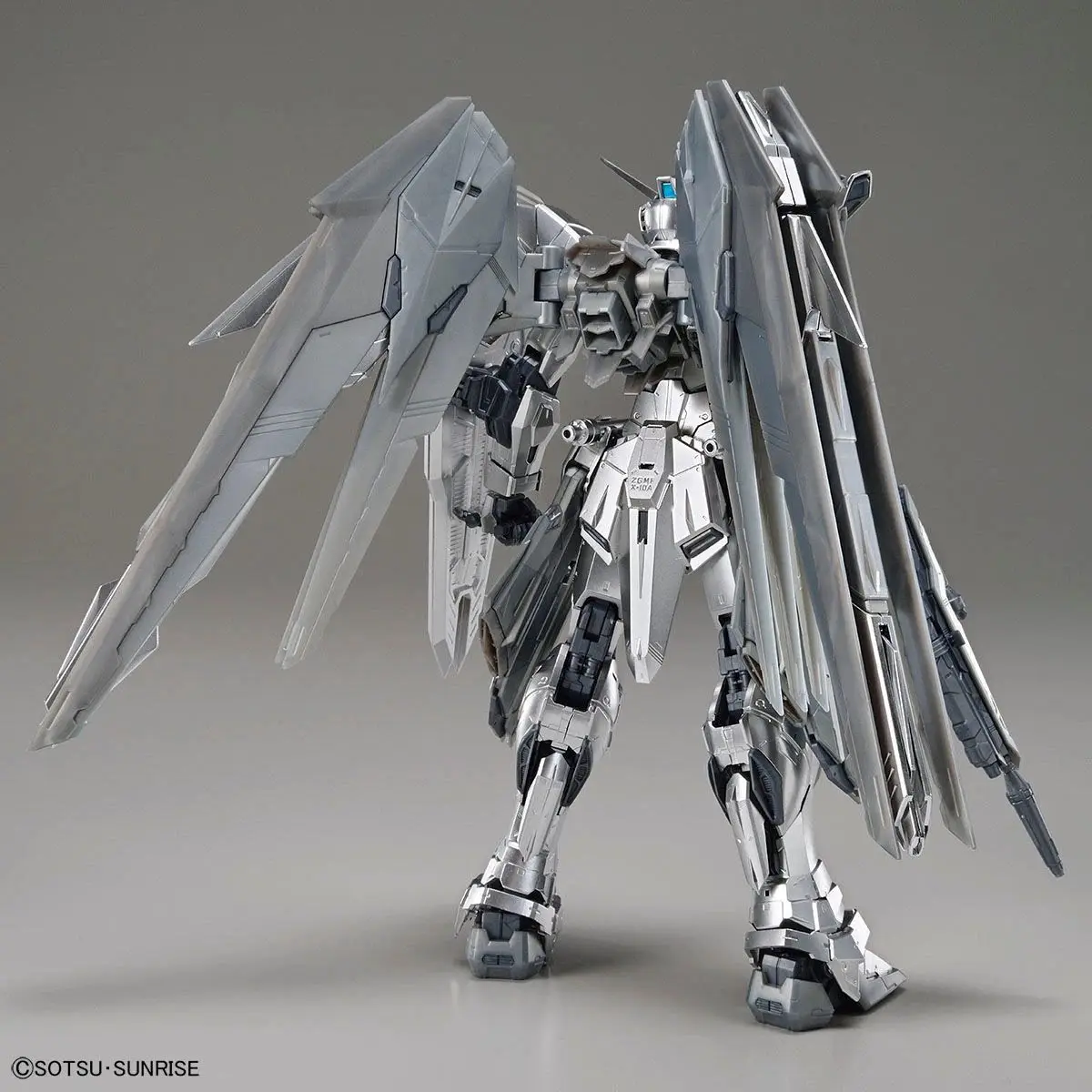 Bandai Gunpla Mg 1/100 ZGMF-X10A Freedom Gundam Ver 2.0