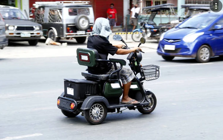 China Three Wheel Mini Scooter Manned electric tricycle E Trike for mobility-impaired people