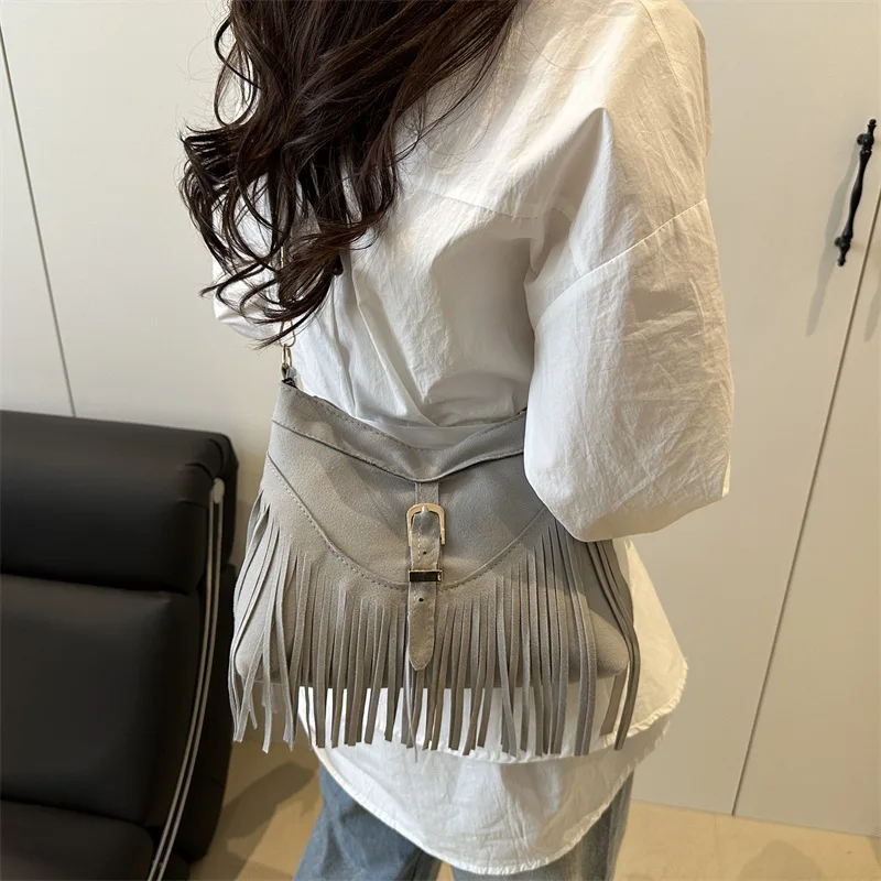 Trendy Women's Shoulder Bag Summer New Tassel Crossbody Bag Vintage Personality Tote Bag Fashionable Polyester Lining 크로스백