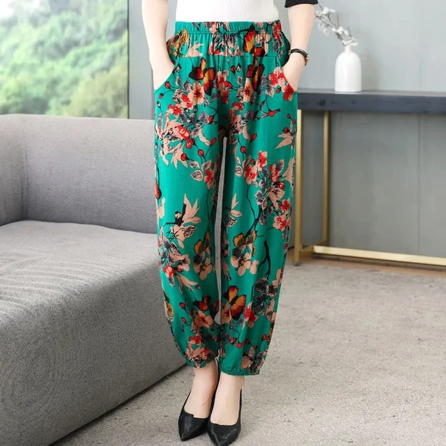 Green Floral Wide Leg Crop Trousers | New Look