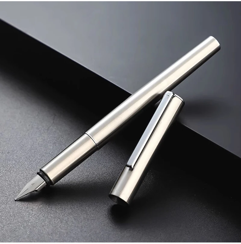 Hochwertiger Füllfederhalter mit 0,38 mm extrafeiner Spitze, Edelstahl, extrem schwarzes Metall, Business- und Büro-Schreibkalligraphie-Stifte – Detail 8