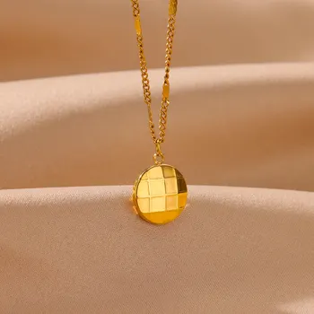 Plaid Texture Round Button Necklace for Women Gold Color Stainless Steel Chain Necklaces Fashion Wedding Party Jewelry Gift