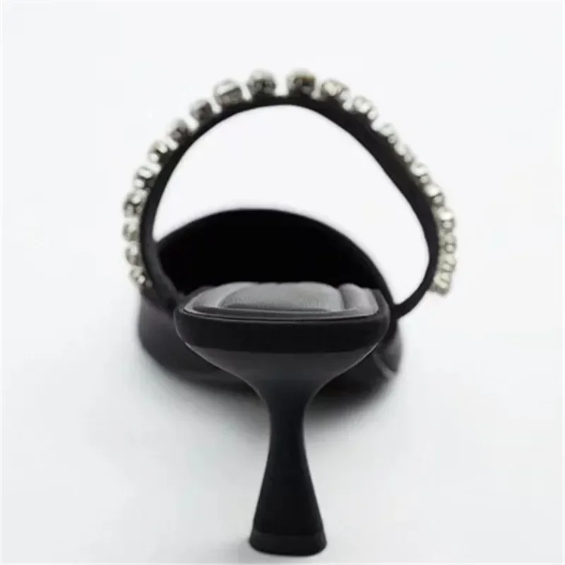 Women Slingback High Heel Sandals Metal Chain Rhinestone Decorate Black Fashion Women Pumps Summer Sexy Stiletto Sandals