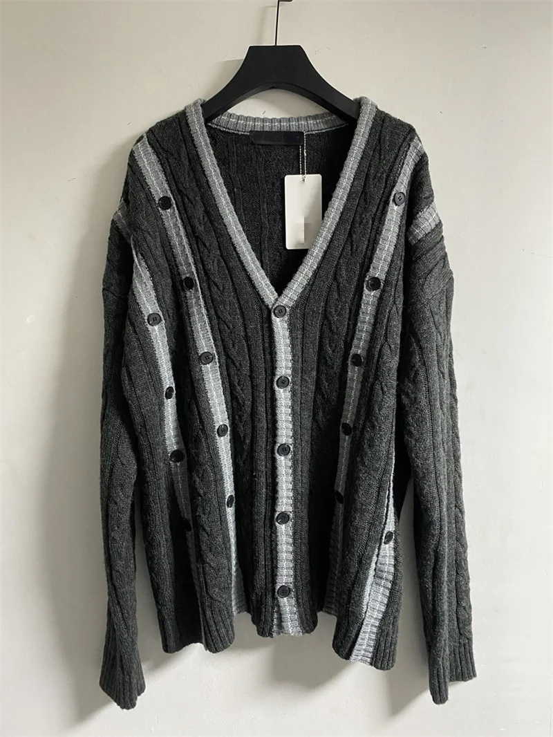 

Multi Button Detachable Sweater Men Women High Quality Loose Fitting V-neck Wool Sweater Fashion Versatile Cardigan Coat