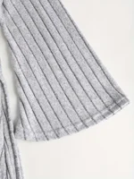Elegant flared sleeve ribbed V-neck dress for plus-size women in European and American fashion - Image 6